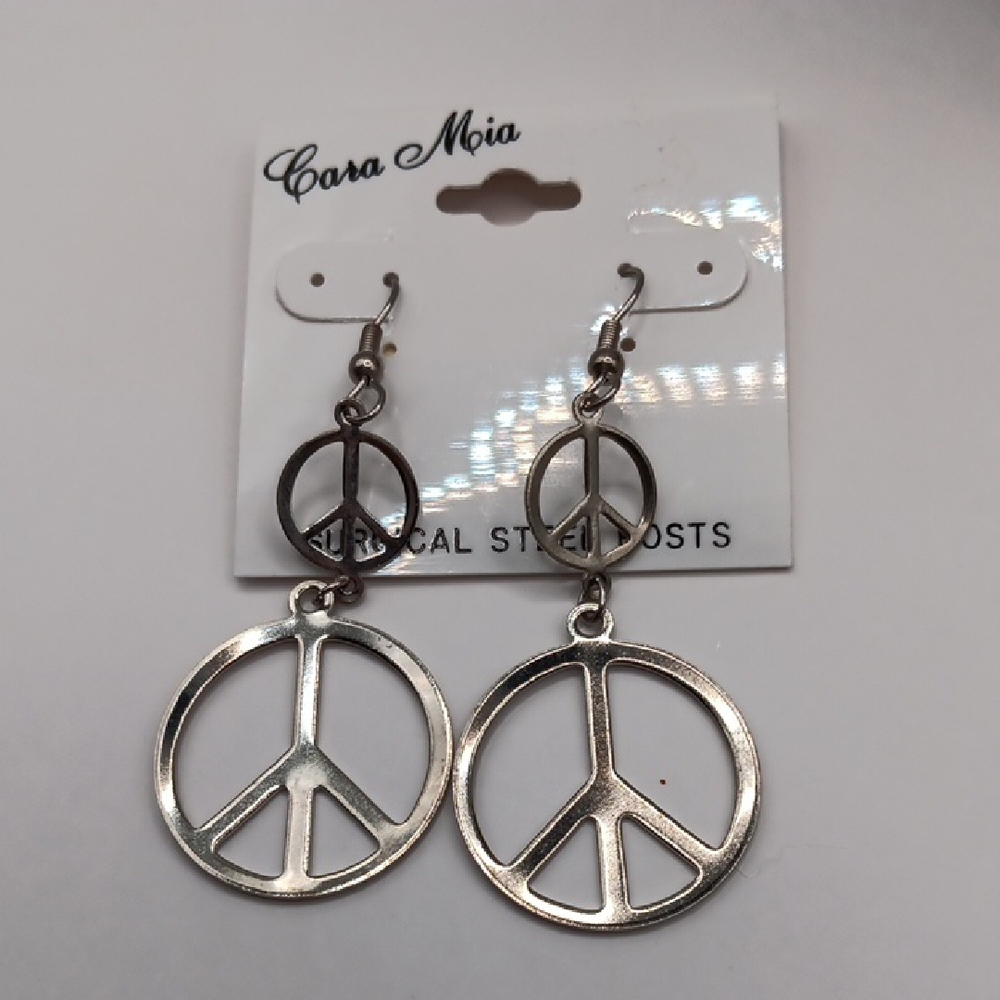 NWT Rare Cara Mia Silver Boho Indie Hippie Double Peace Sign Drop Earrings